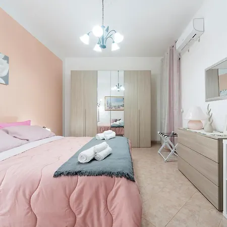 Nina - Selfcheck-in Lägenhet