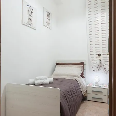 Nina - Selfcheck-in Lägenhet *